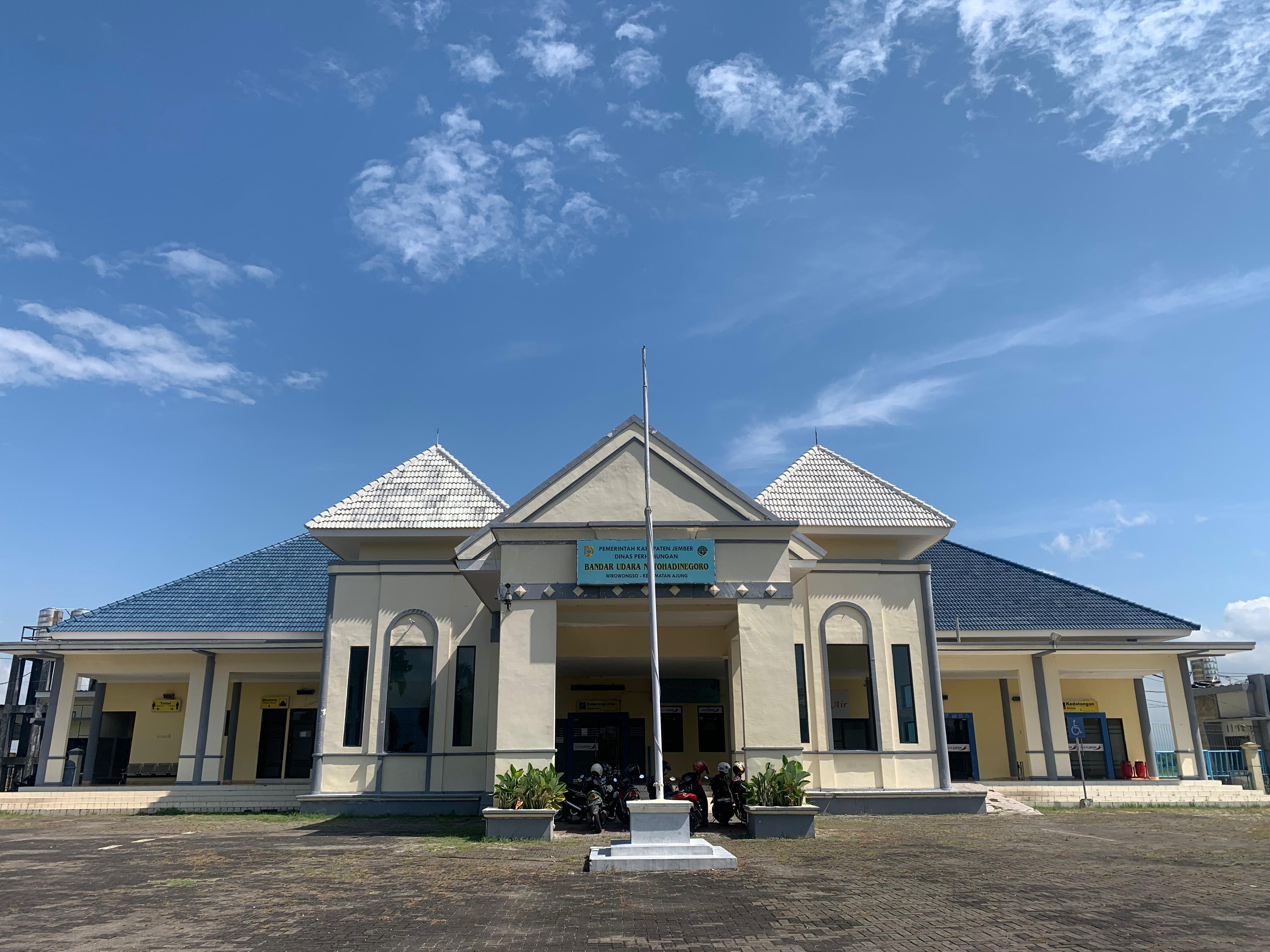 Bandara Noto Hadinegoro